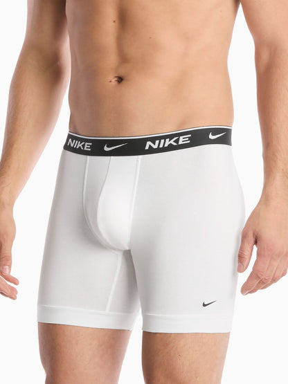 Dsiney Kidz - Nike White Dri-FIT Essential Stretch Boxer Trunks 3 Pack image 2