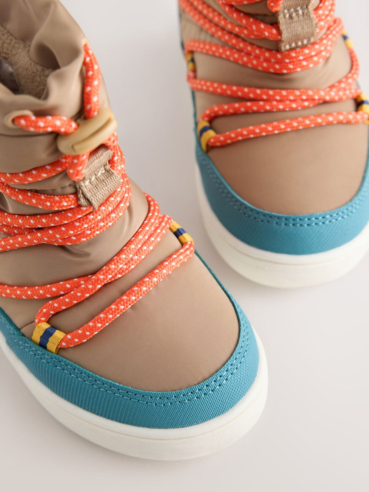 Dsiney Kidz - Neutral Pull On Corded Snow Boots image 3
