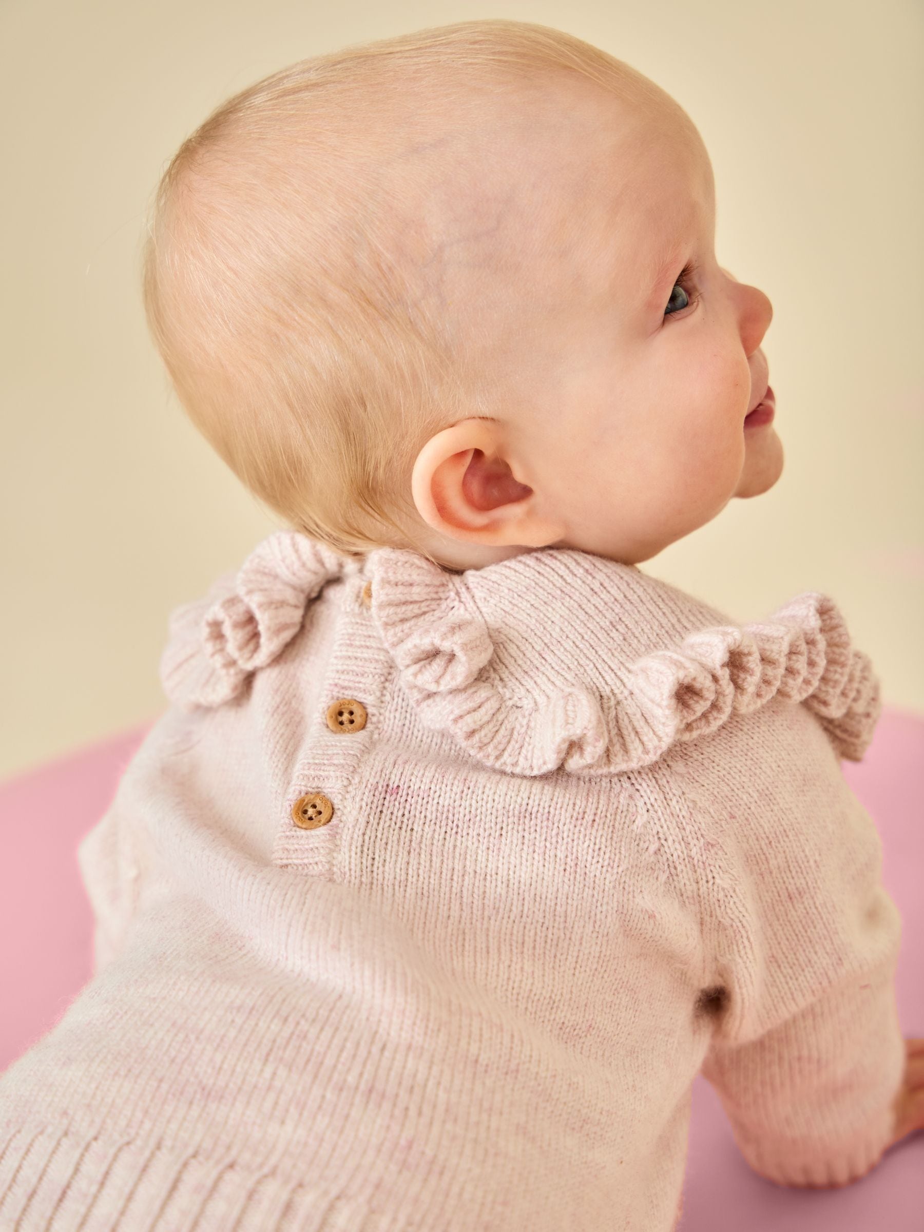 Dsiney Kidz - Jojo Maman Bébé Pink Floral Peter Rabbit™ Flopsy Knit Jumper & Leggings Set image 3