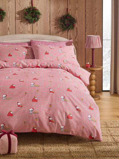 Red Peanuts Snoopy Christmas Duvet Cover and Pillowcase Set - image 1