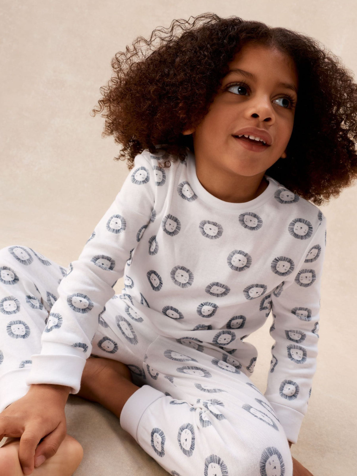 The White Company Blue Cotton Blend Lion Print Slim Fit Pyjamas - image 3