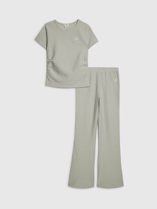 Dsiney Kidz - River Island Green Texture Baby T-Shirt & Kickflare Set image 1