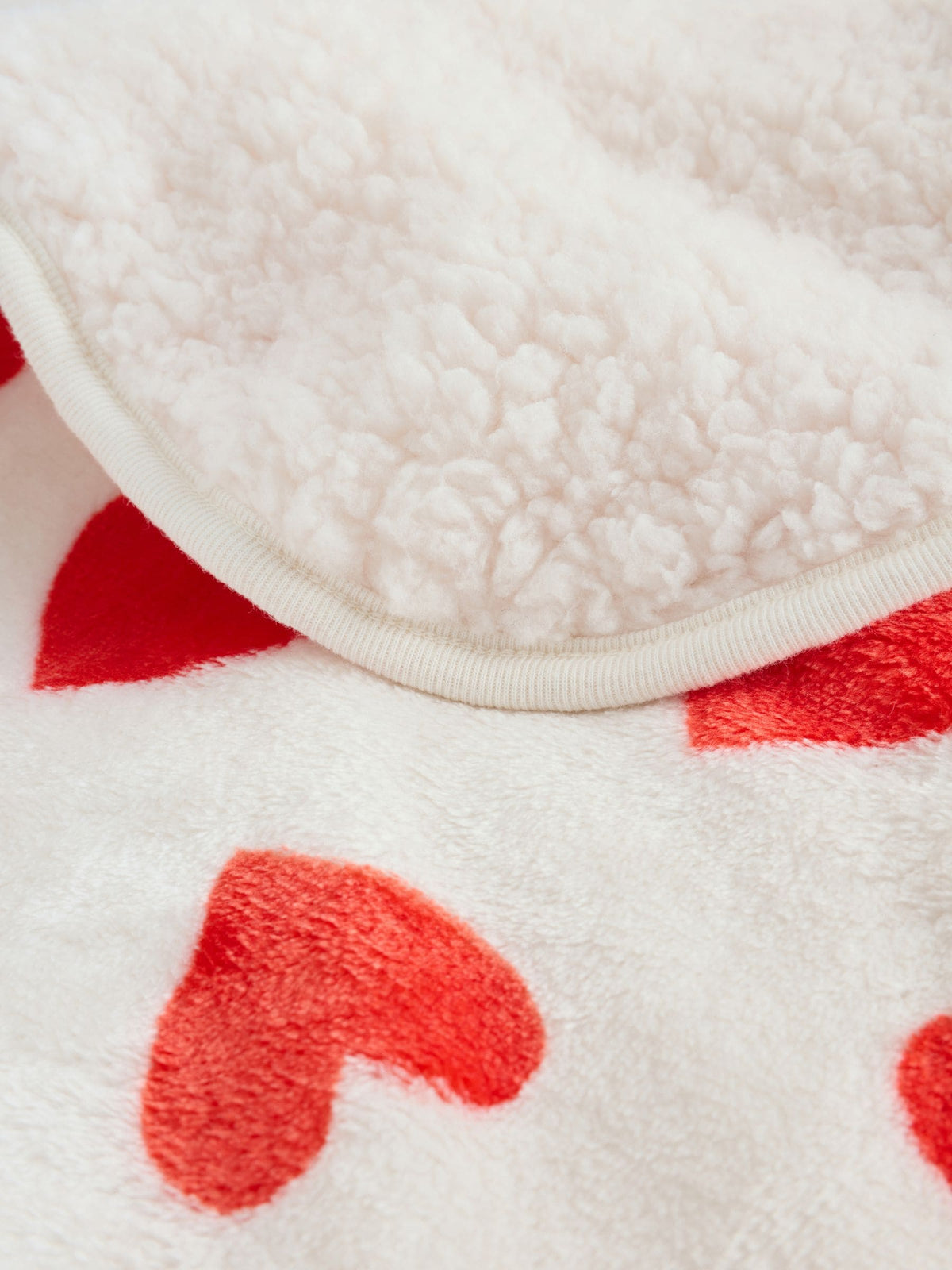 Red Heart Print Fleece Blanket - image 3