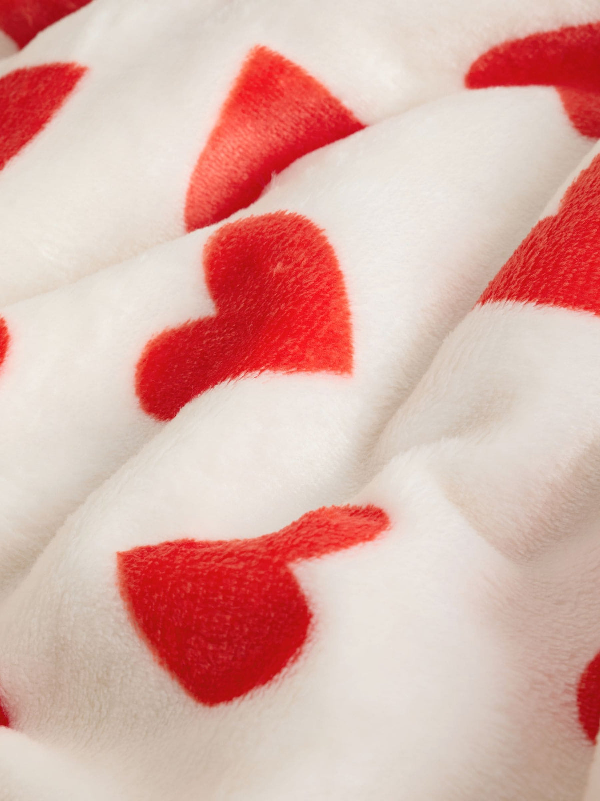 Red Heart Print Fleece Blanket - image 4