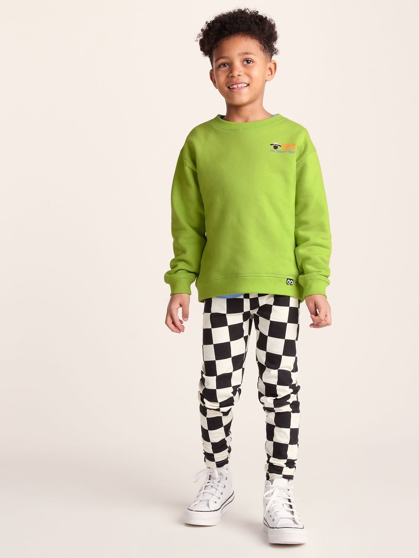 Dsiney Kidz - Tog 24 Green Montadale Kids Shaun The Sheep Crew Sweat Top image 2