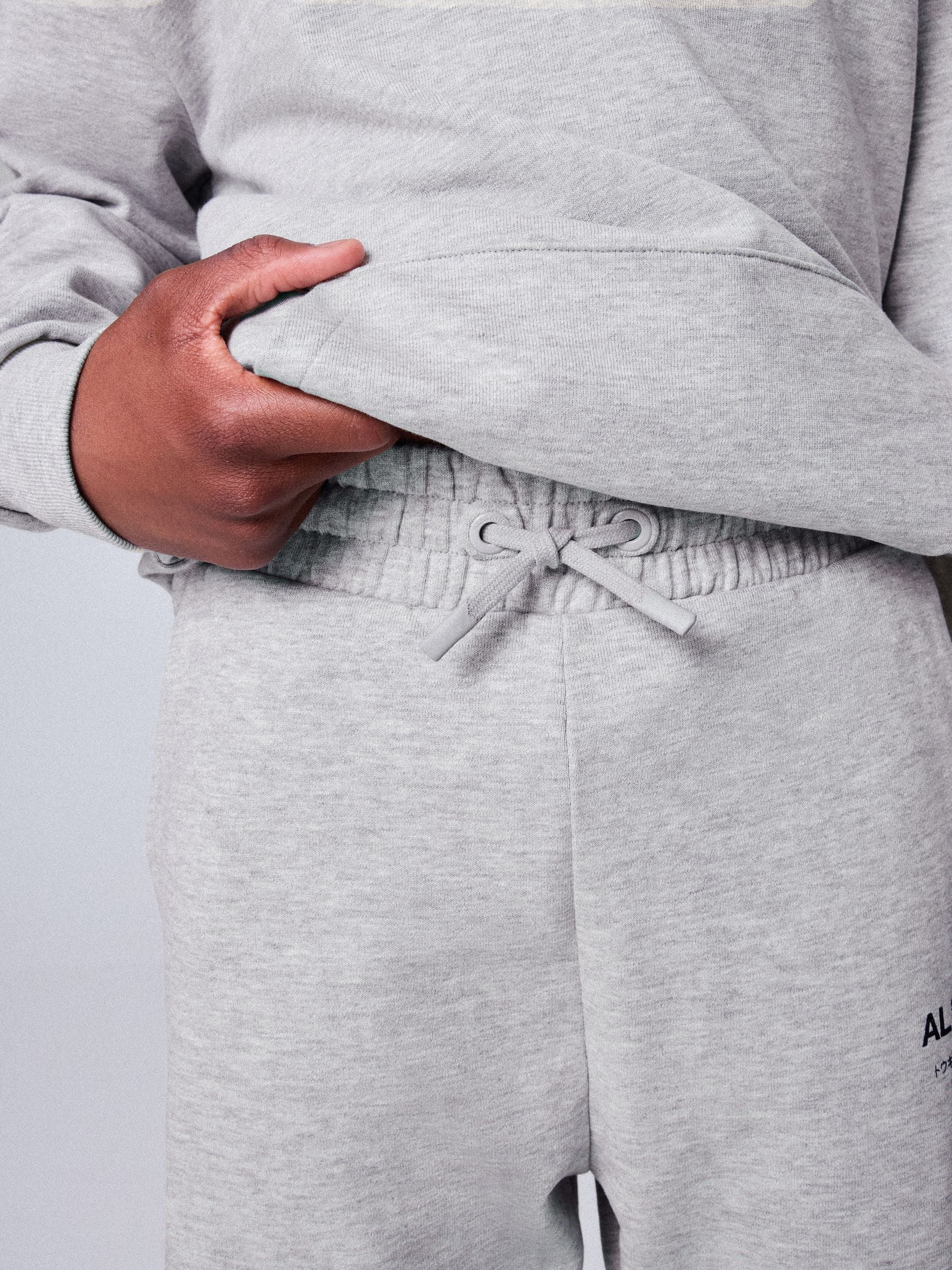 Dsiney Kidz - smALLSAINTS Grey Underground Sweat Shorts image 4