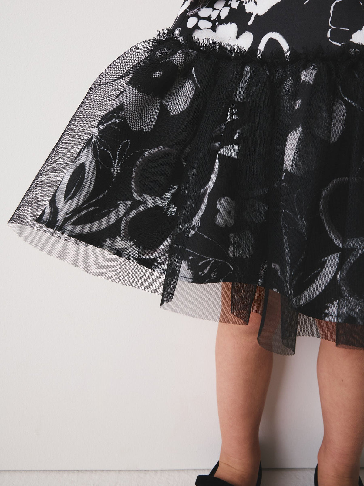 Black/White Floral Sleeveless Scuba Dress (3mths-7yrs) - image 4