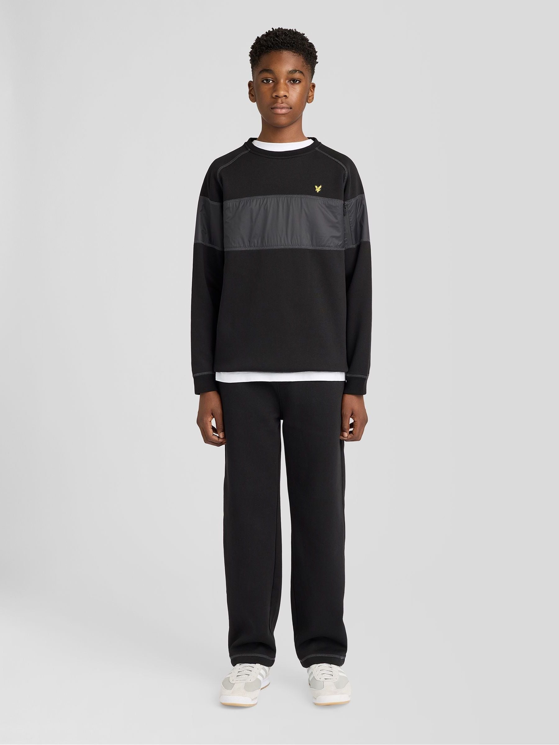 Dsiney Kidz - Lyle & Scott Black Panel Crew Neck Sweatshirt image 3