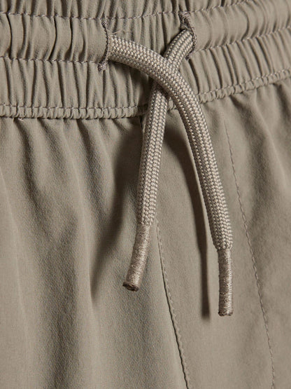 Dsiney Kidz - River Island Warm Grey Zip Pocket Cargo Shorts image 3