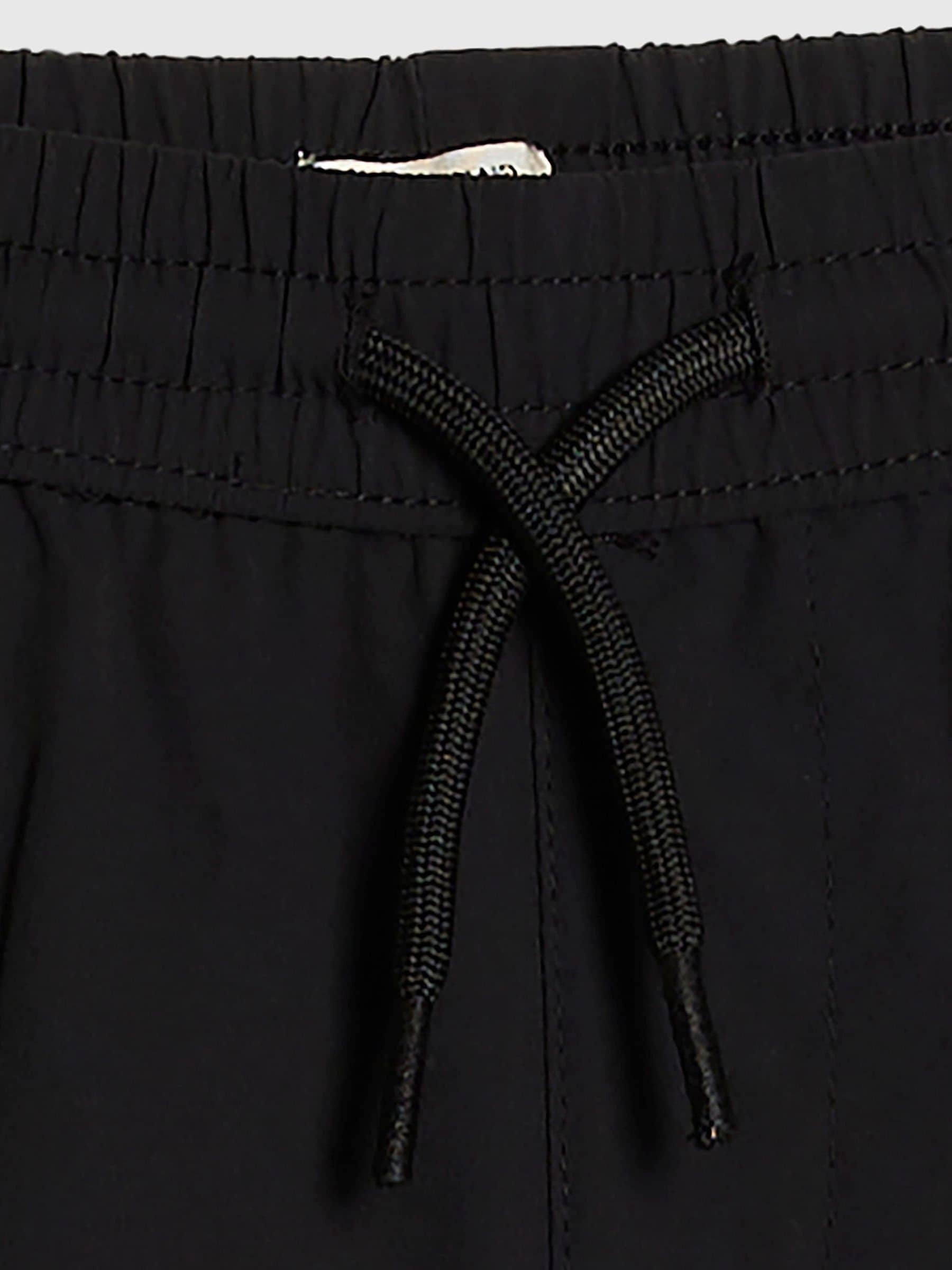Dsiney Kidz - River Island Black Zip Pocket Cargo Shorts image 4