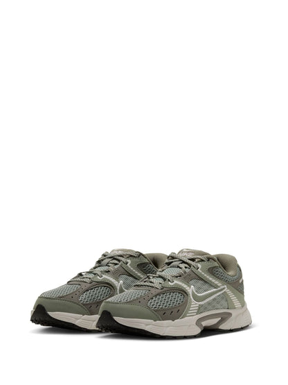 Nike Jade Green Youth V5 Runner Trainers - image 2
