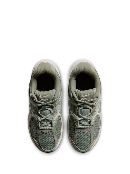 Nike Jade Green Youth V5 Runner Trainers - image 5