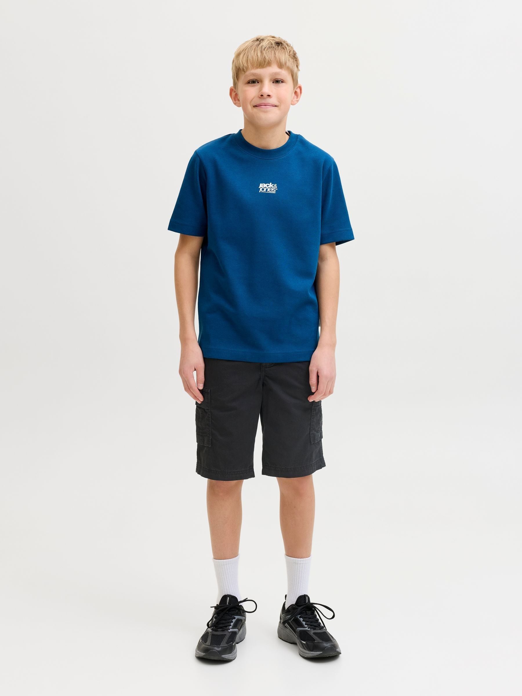 Dsiney Kidz - JACK & JONES Junior Black Relaxed Fit Cargo Shorts image 4