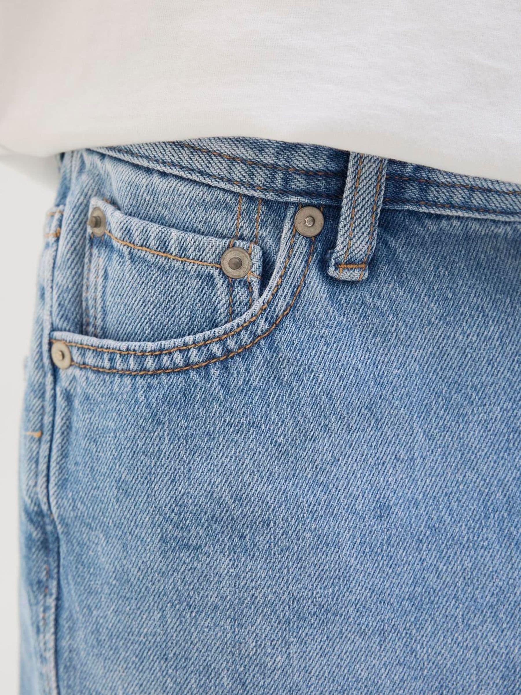 Dsiney Kidz - JACK & JONES Junior Mid Blue Loose Fit Tony Denim Shorts image 4