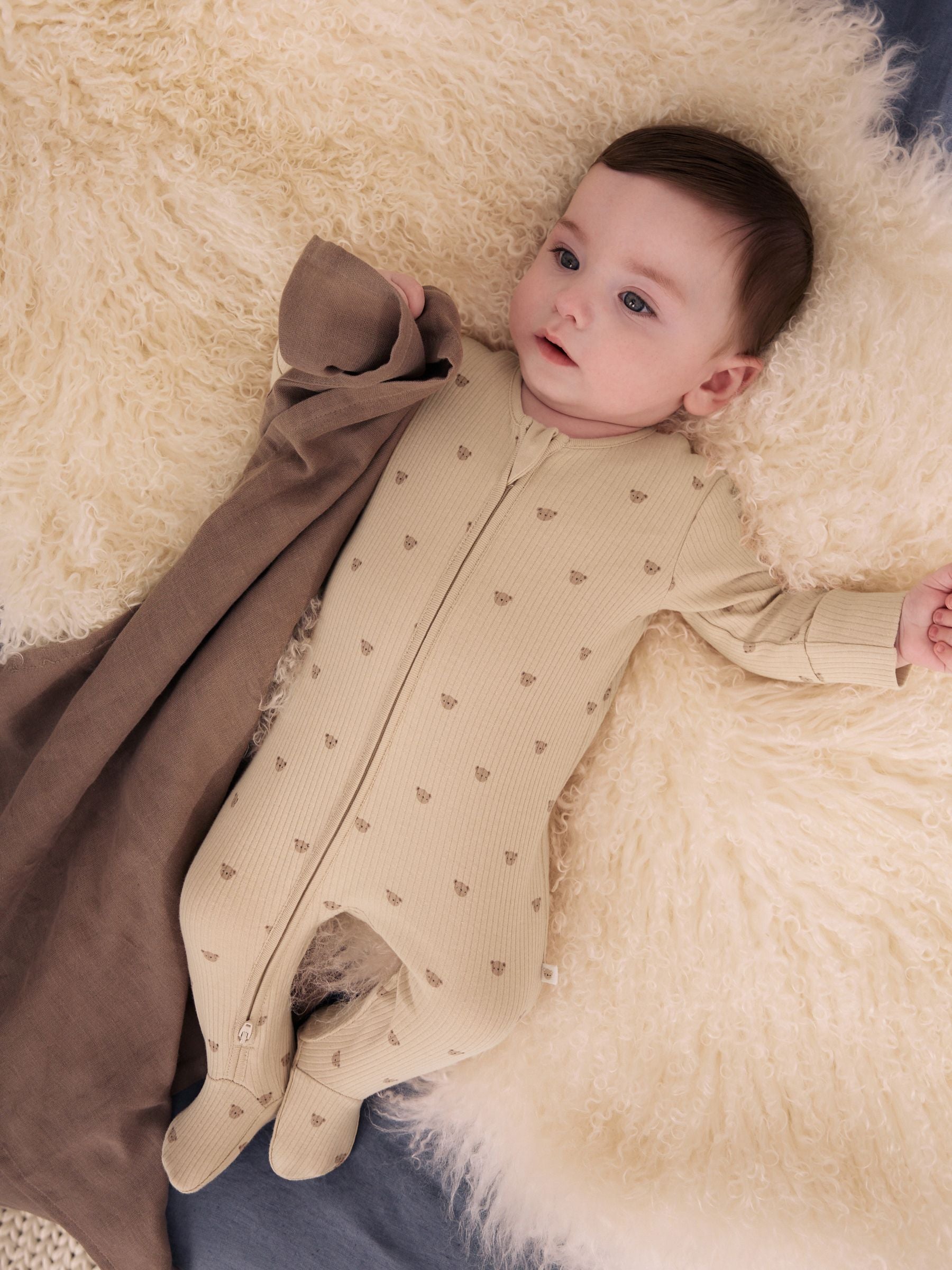 Dsiney Kidz - Neutral Brown Bear Two Way Zip Baby Sleepsuits 4 Pack (0mths-2yrs) image 2