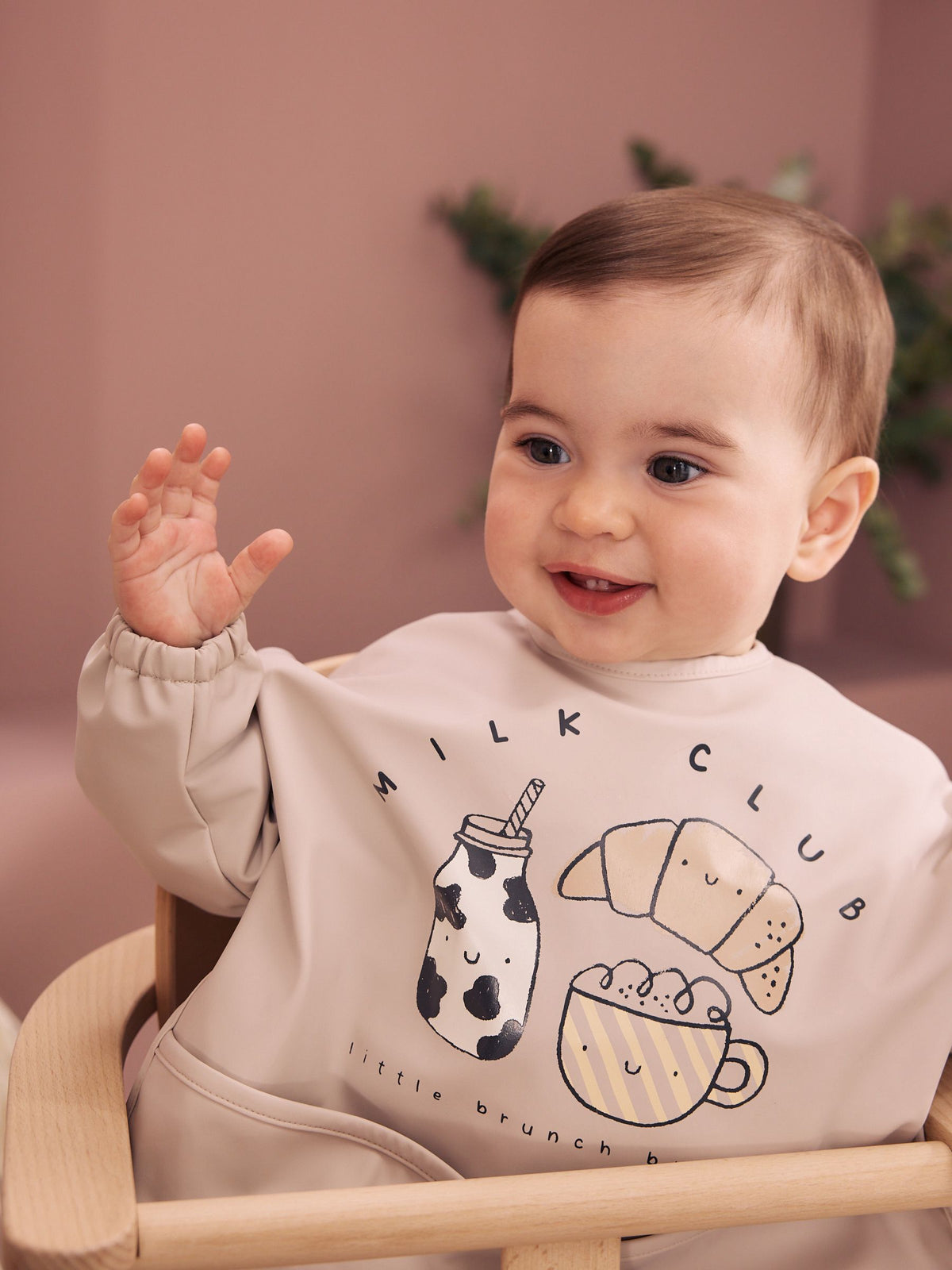 Dsiney Kidz - Milk Club Weaning And Feeding Sleeved Bib image 3