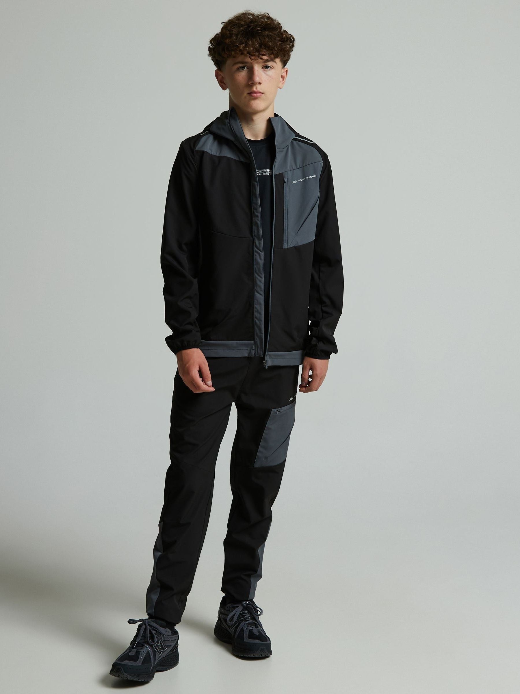 Dsiney Kidz - Monterrain Black Junior Deflect 2.0 Woven Hoodie image 2