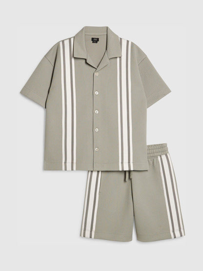 Dsiney Kidz - River Island Green Boxy Stripe Revere Shirt & Short Set image 1