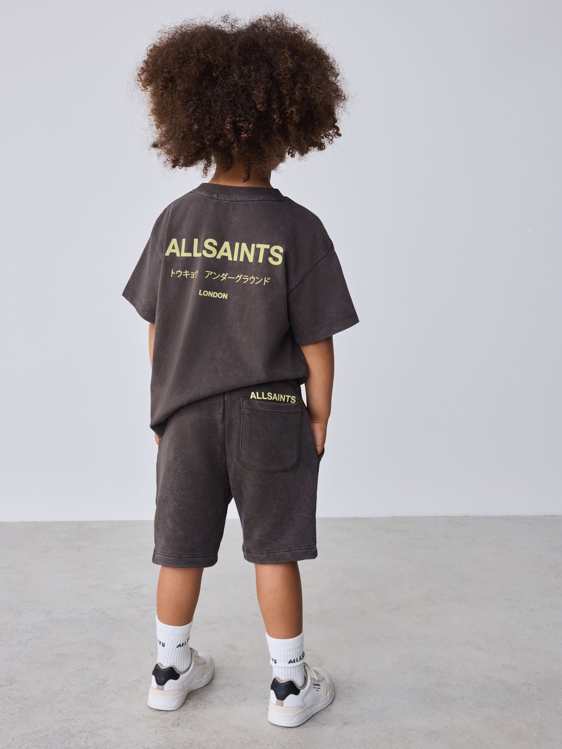 Dsiney Kidz - smALLSAINTS Washed Brown Underground T-Shirt and Sweat Shorts Younger Set image 2
