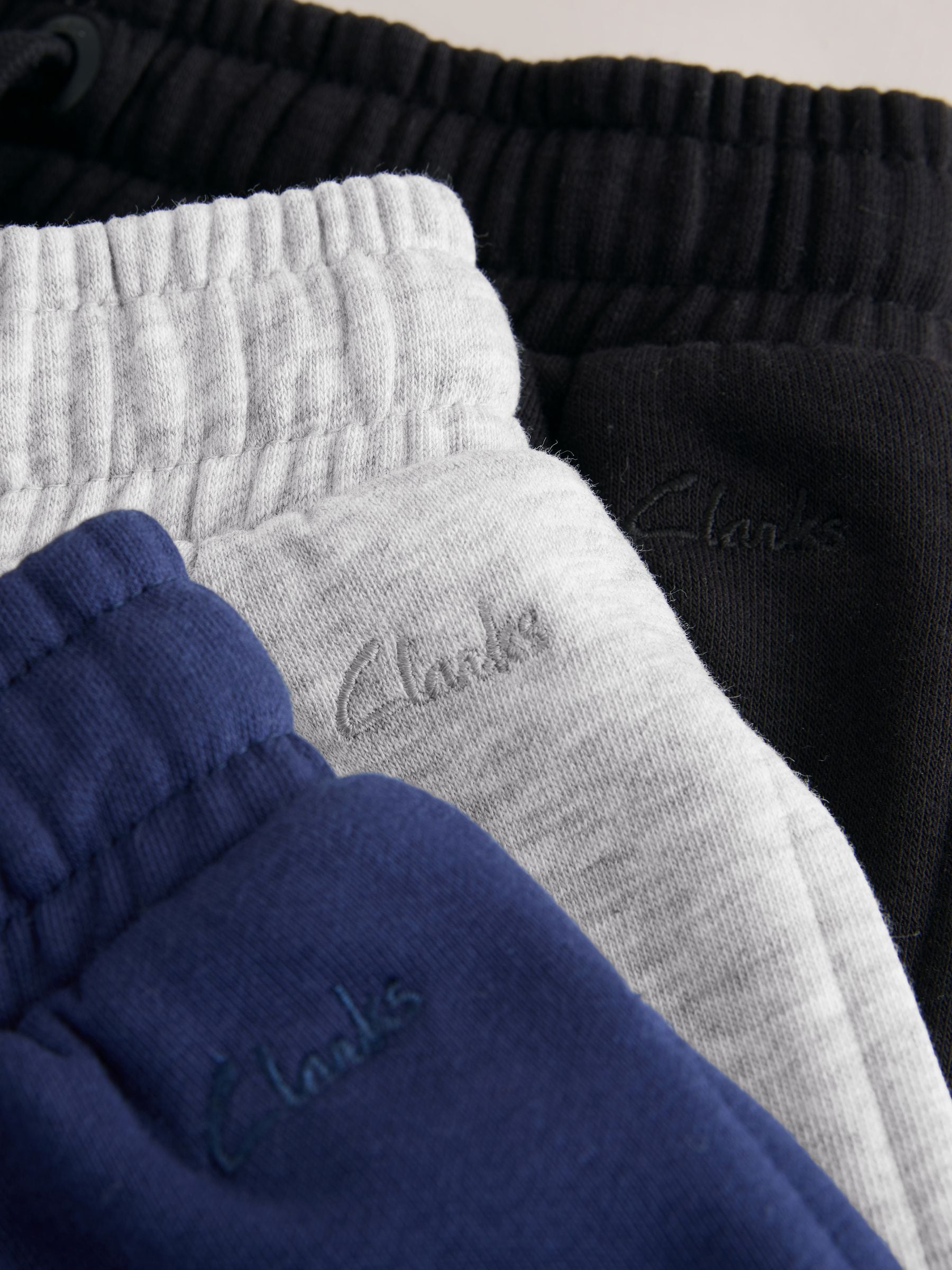 Dsiney Kidz - Clarks Multi Sweat Shorts 3 Pack image 8