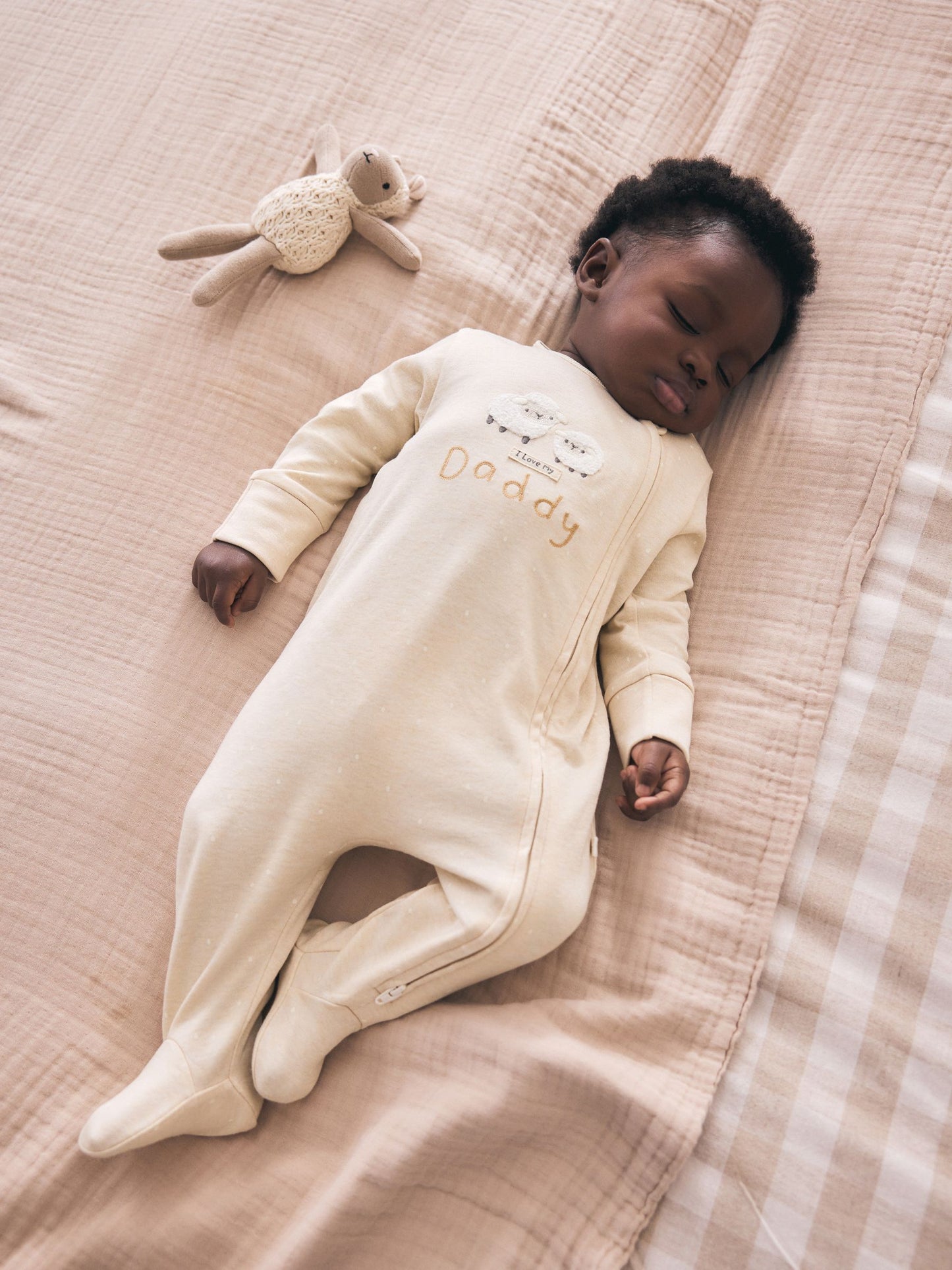 Neutral I Love My Daddy Two Way Zip Baby Sleepsuit (0-18mths) image 2