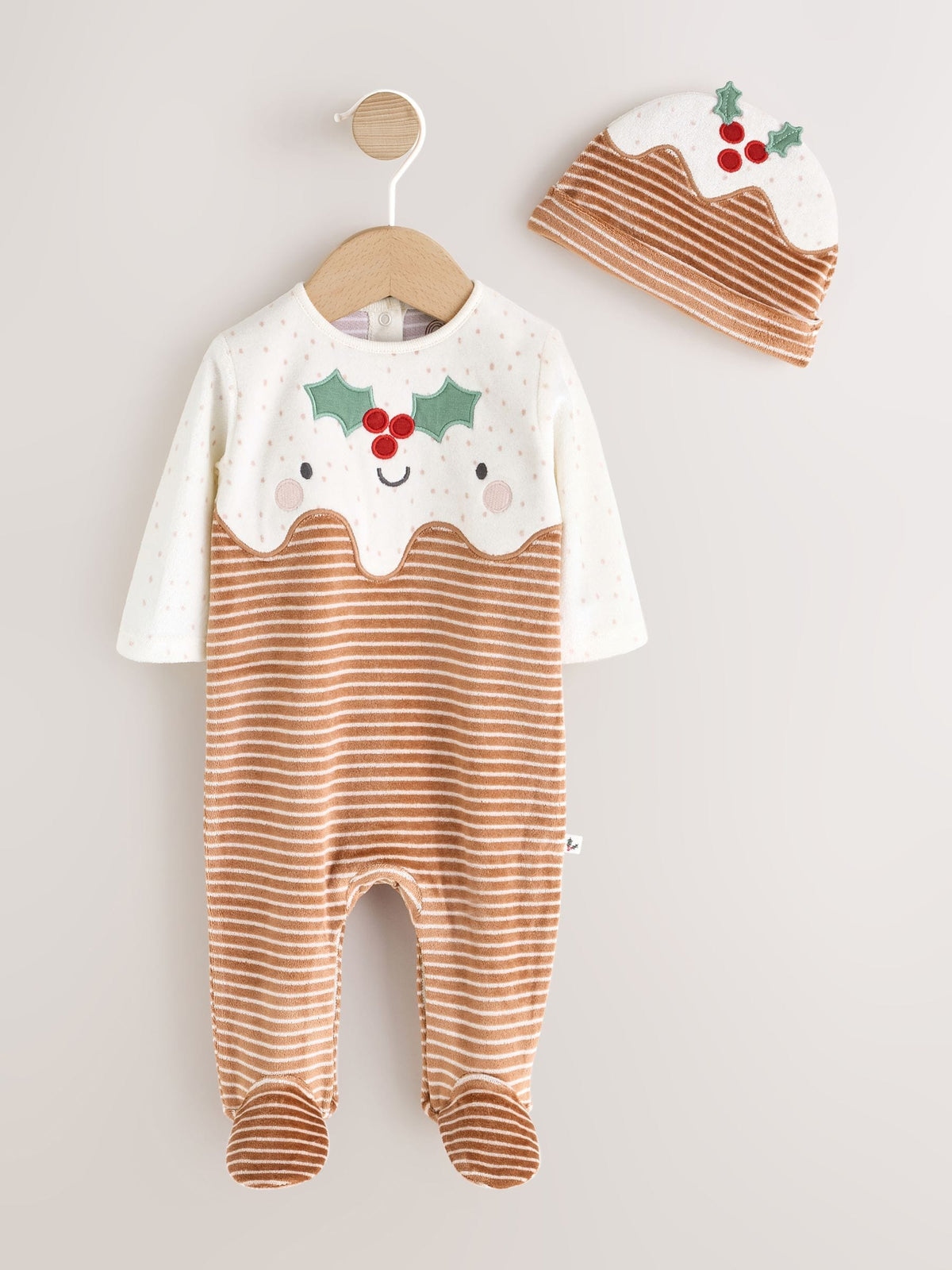 Neutral Christmas Pudding Sleepsuit & Hat Set (0mths-2yrs) - image 5