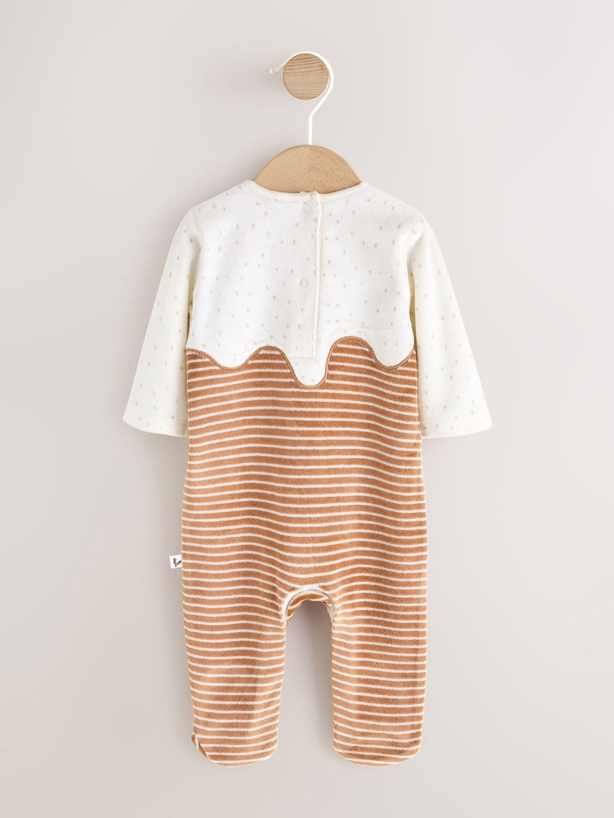 Neutral Christmas Pudding Sleepsuit & Hat Set (0mths-2yrs) - image 6