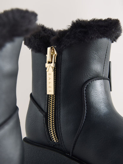 Dsiney Kidz - Baker by Ted Baker Chunky Faux Fur Cuff Black Boots with Bow image 4