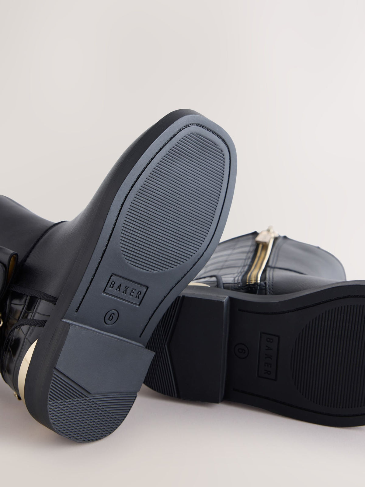 Dsiney Kidz - Baker by Ted Baker Bow Black Boots with Croc Effect image 5