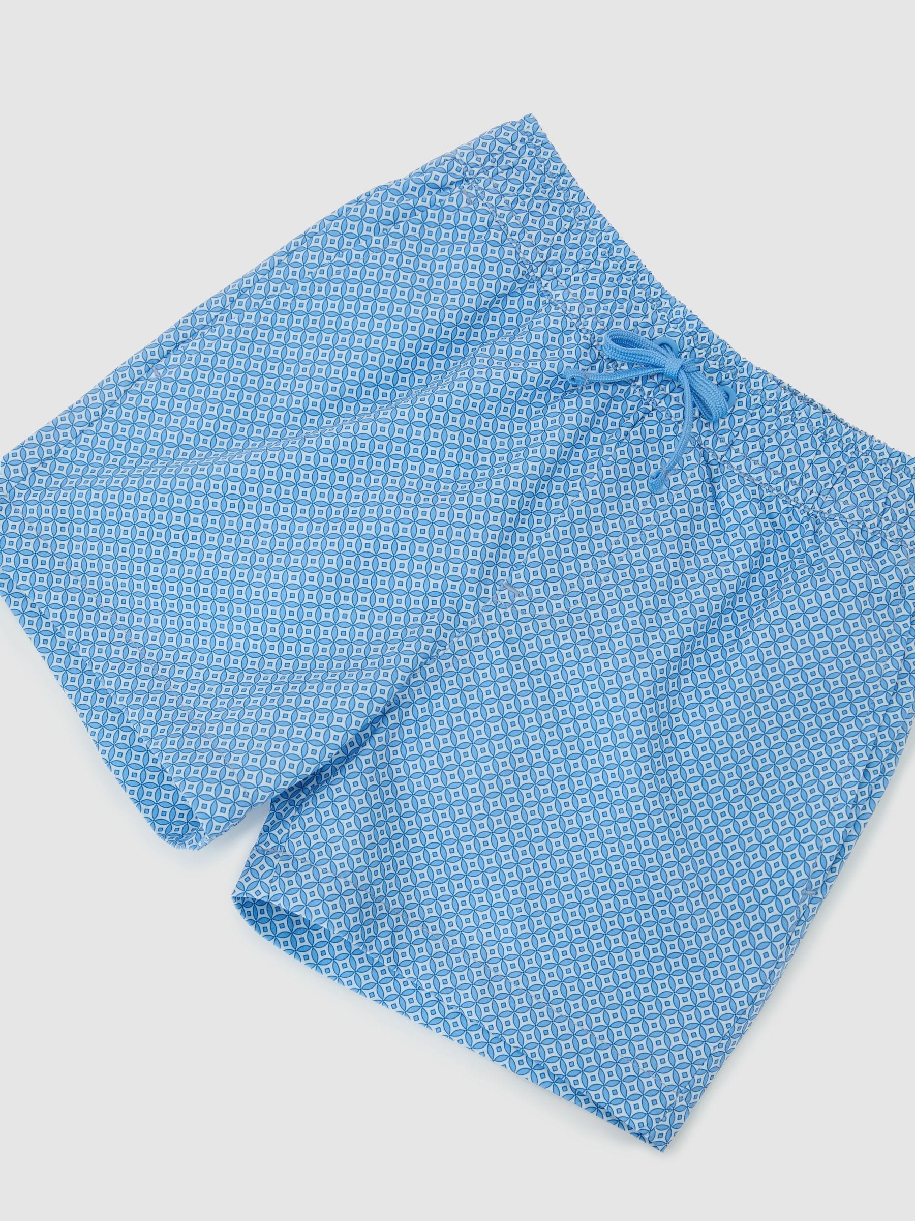 Reiss Blue Cliff 9-13 yrs Printed Drawstring Swim Shorts image 3