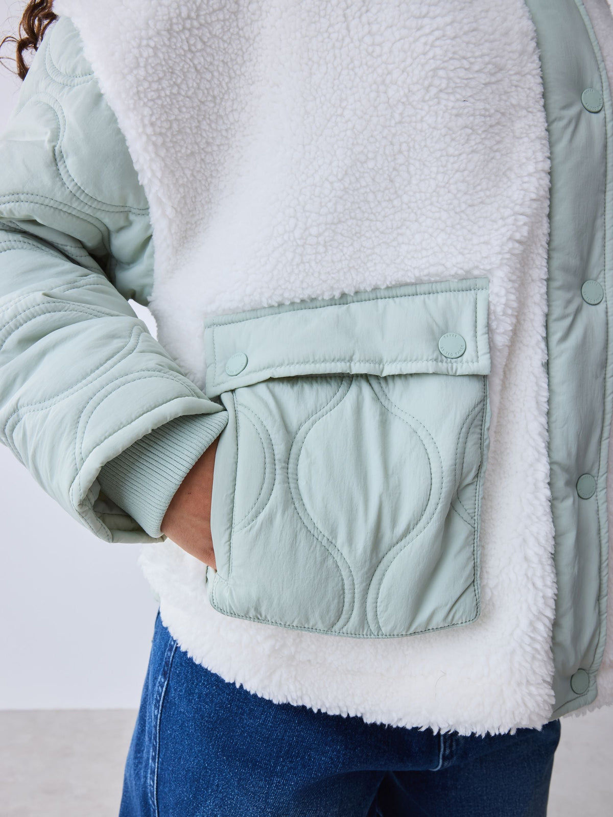 Baker by Ted Baker Cream Borg Fleece & Nylon Mix Quilted Funnel Neck Jacket - image 4