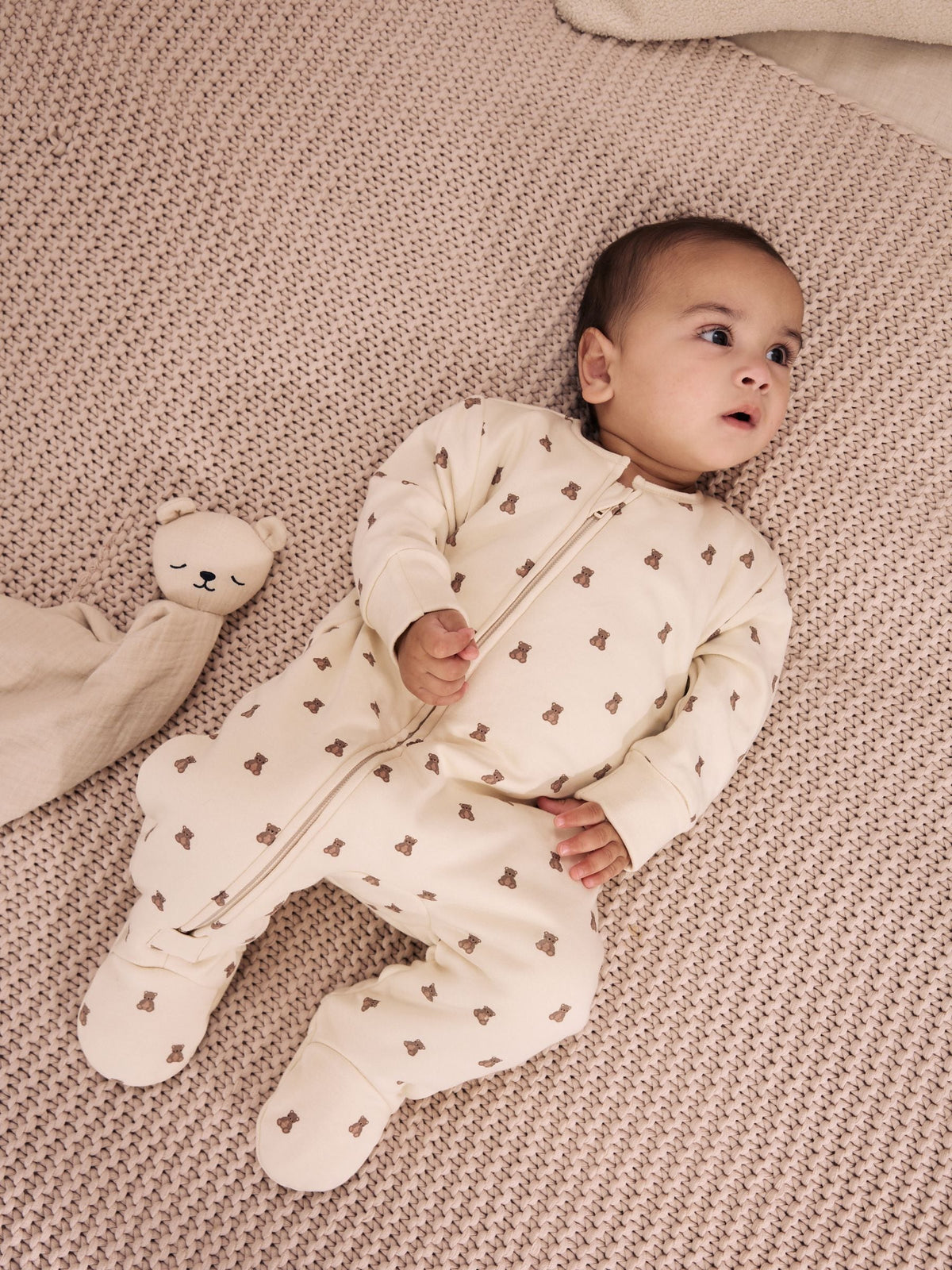 Dsiney Kidz - Cream Bear 2.5 Tog Two Way Zip Sleepsuit image 1