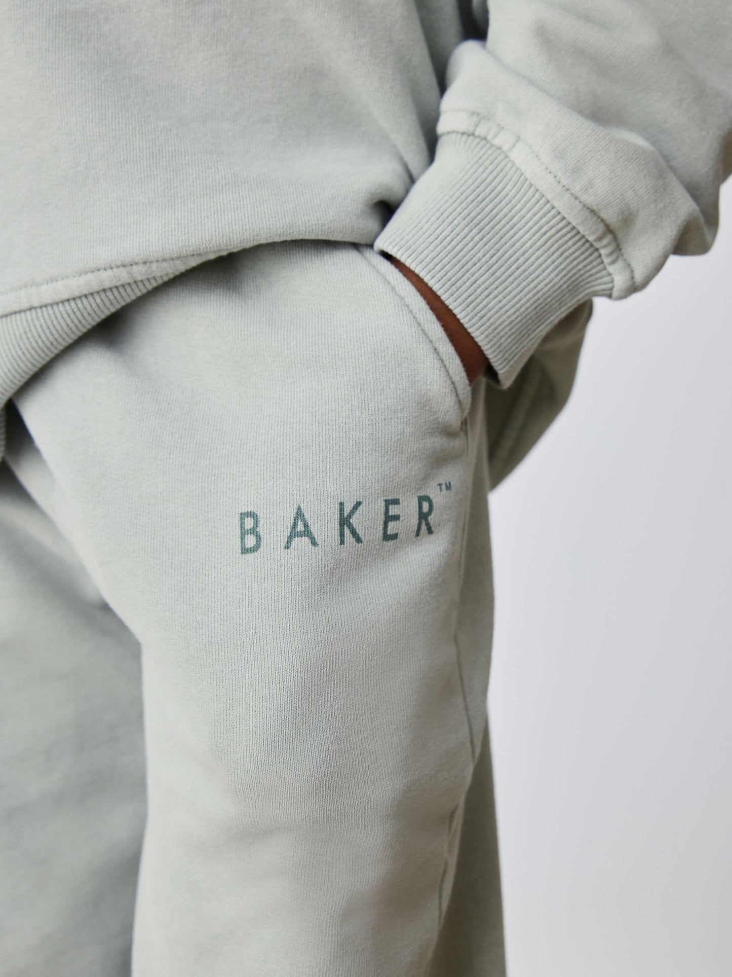 Dsiney Kidz - Baker by Ted Baker Green Oversized Washed Sweatshirt and Joggers Set image 6