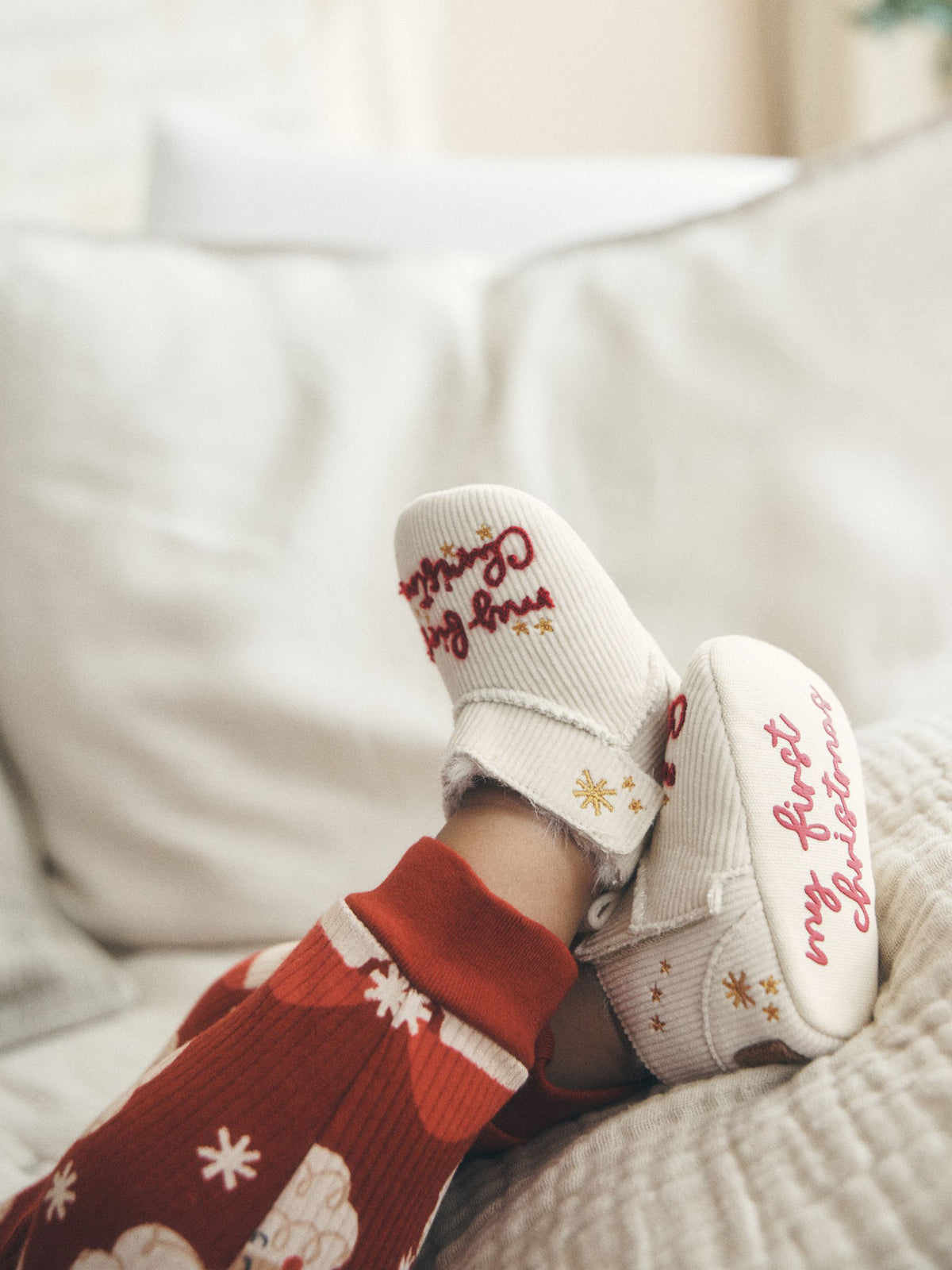 Dsiney Kidz - Neutral My First Christmas Baby Pull On Boots (0-18mths) image 3
