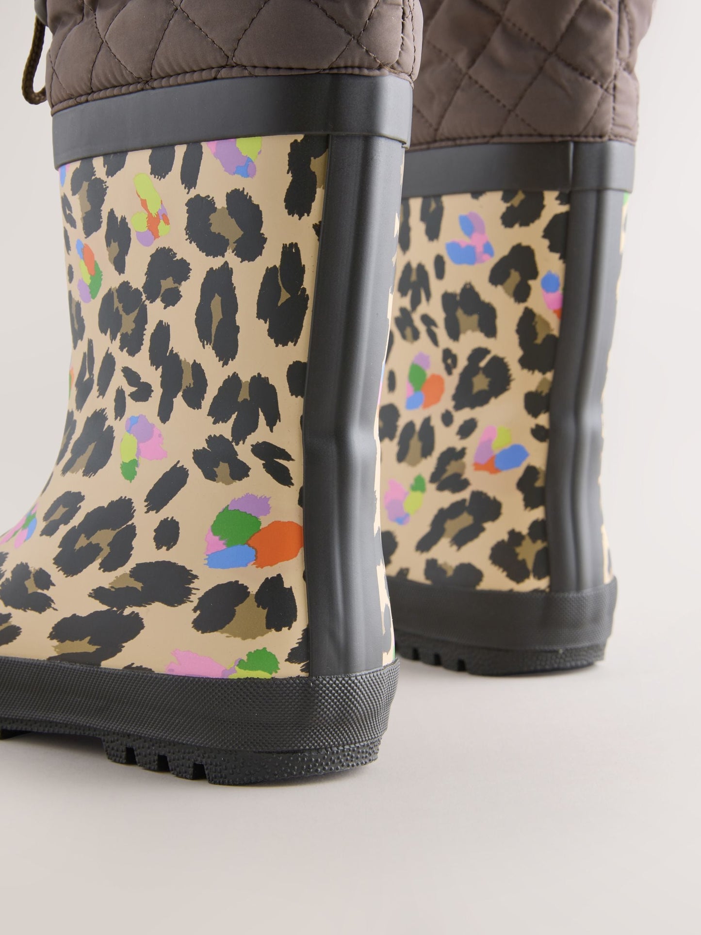 Brown Leopard Print Standard Fit (F) Thinsulate Lined Cuff Wellies image 4