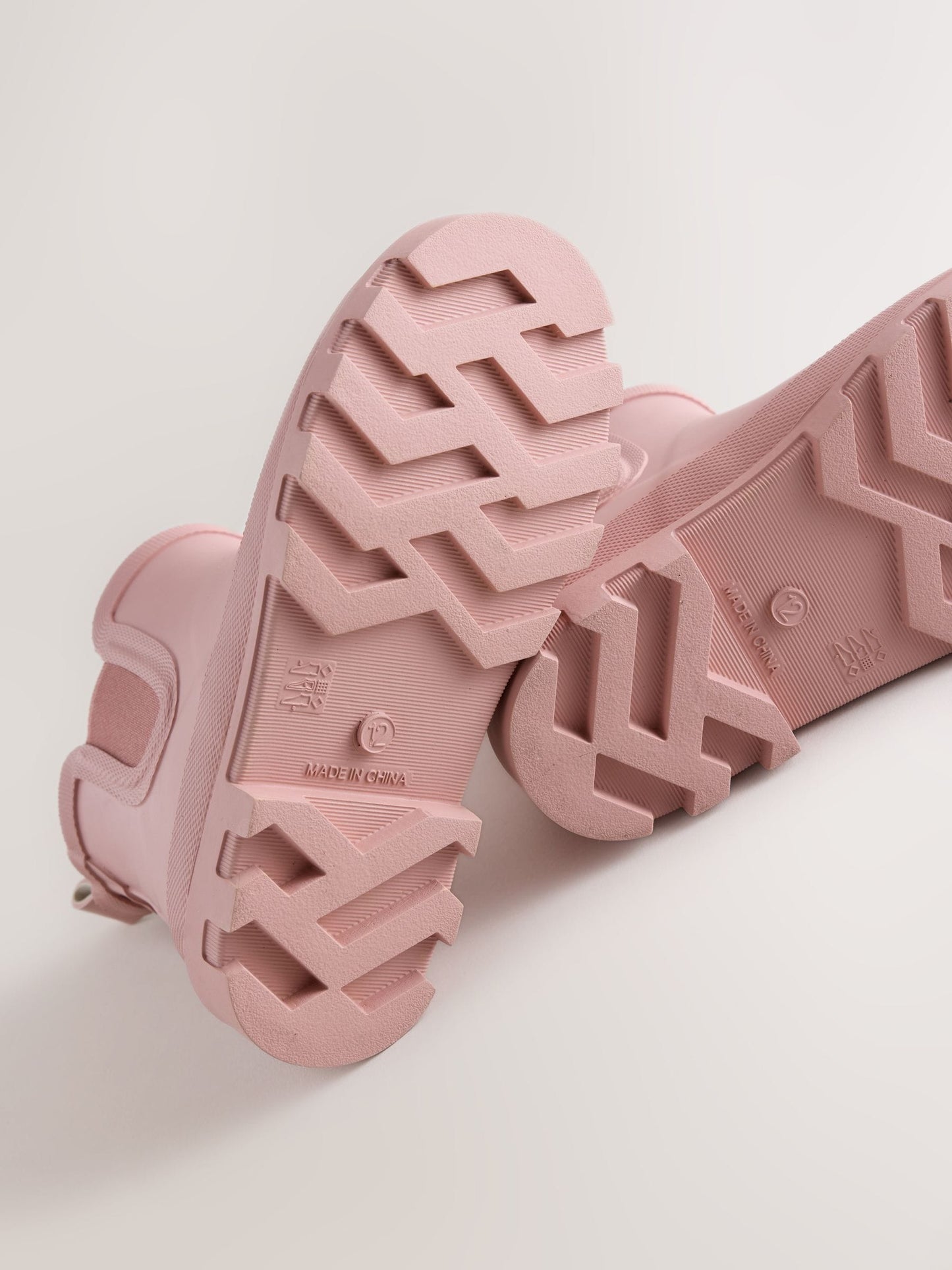 Pink Chelsea Wellies image 5