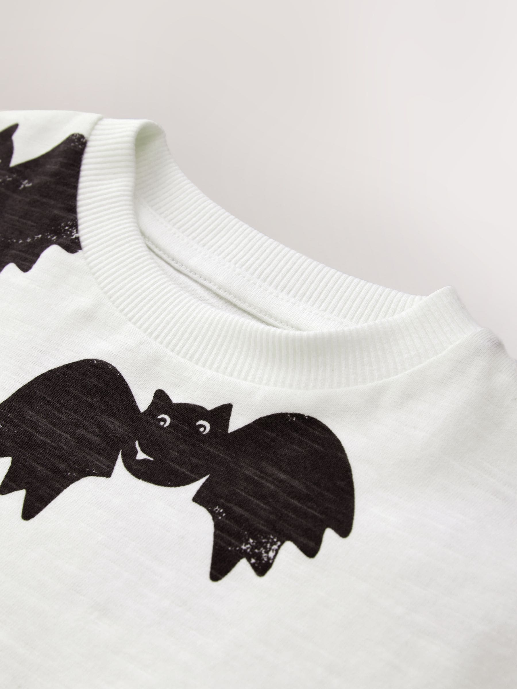 Dsiney Kidz - White/Black Halloween Bat All Over Print Long Sleeve Back Graphic T-Shirt (3mths-7yrs) image 7
