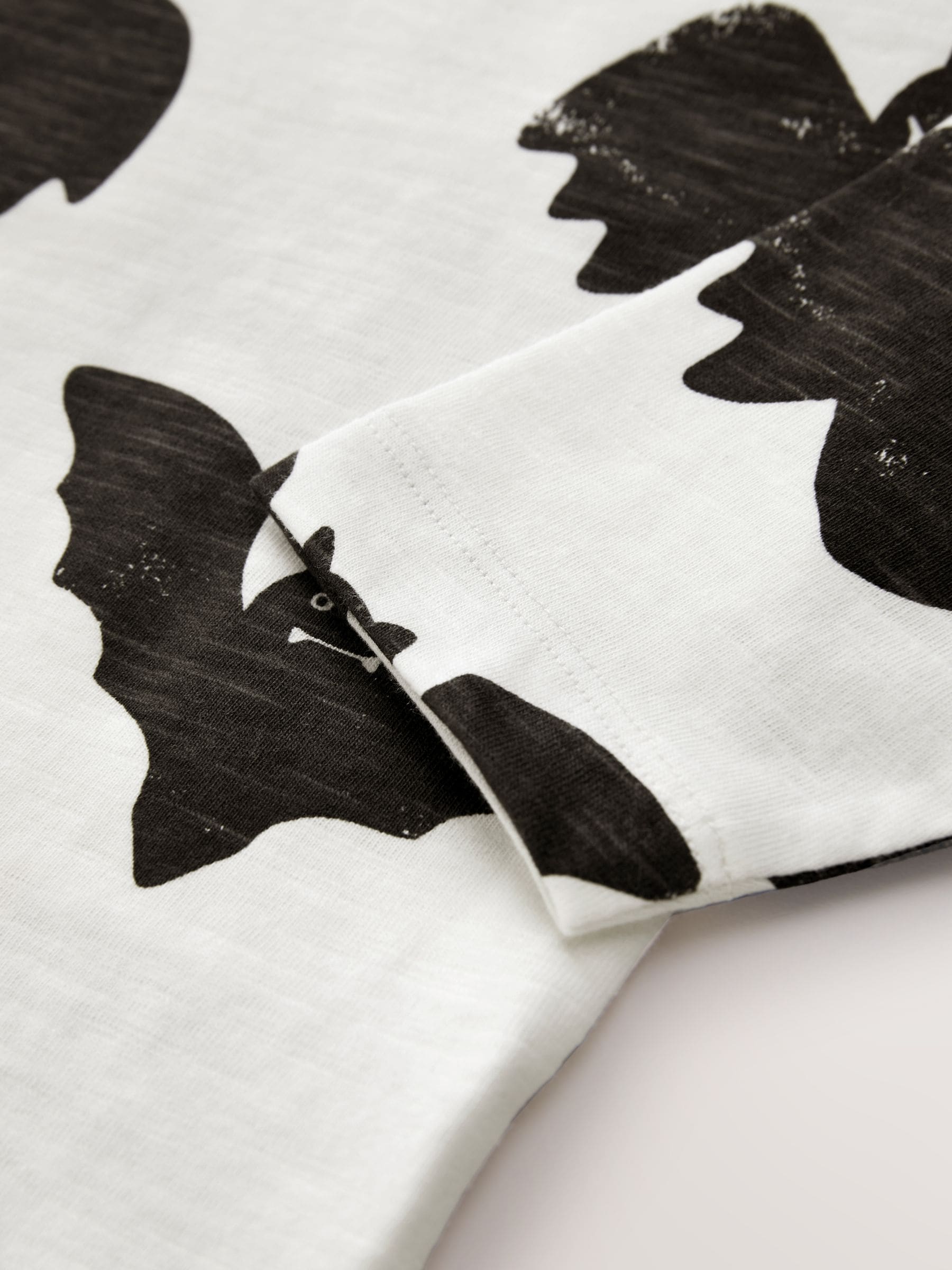 Dsiney Kidz - White/Black Halloween Bat All Over Print Long Sleeve Back Graphic T-Shirt (3mths-7yrs) image 8