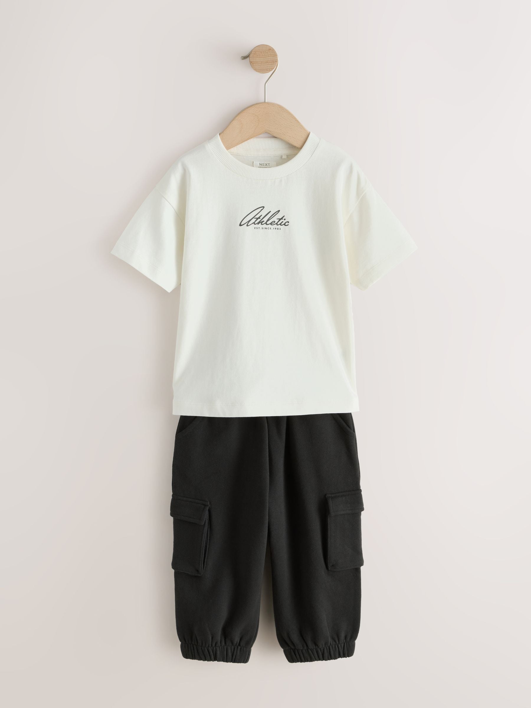 Brown/Cream T-Shirt & Joggers Set 4 Peice (3mths-7yrs) image 8