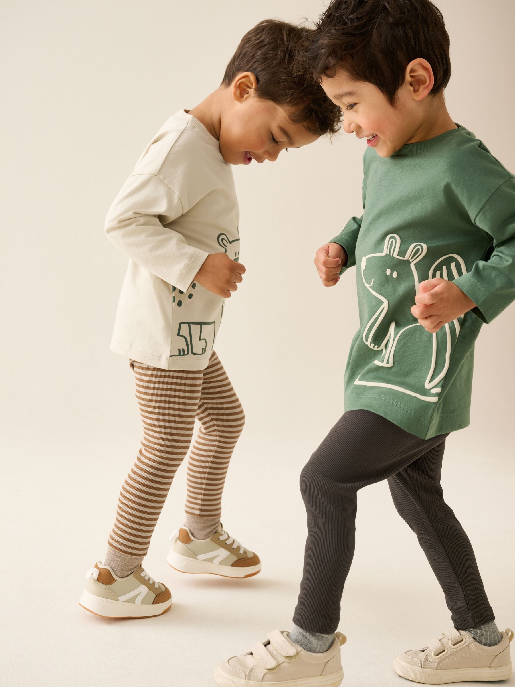 Brown/Cream Woodland Graphic Printed Top and Leggings Set 2 Pack (3mths-7yrs) image 3