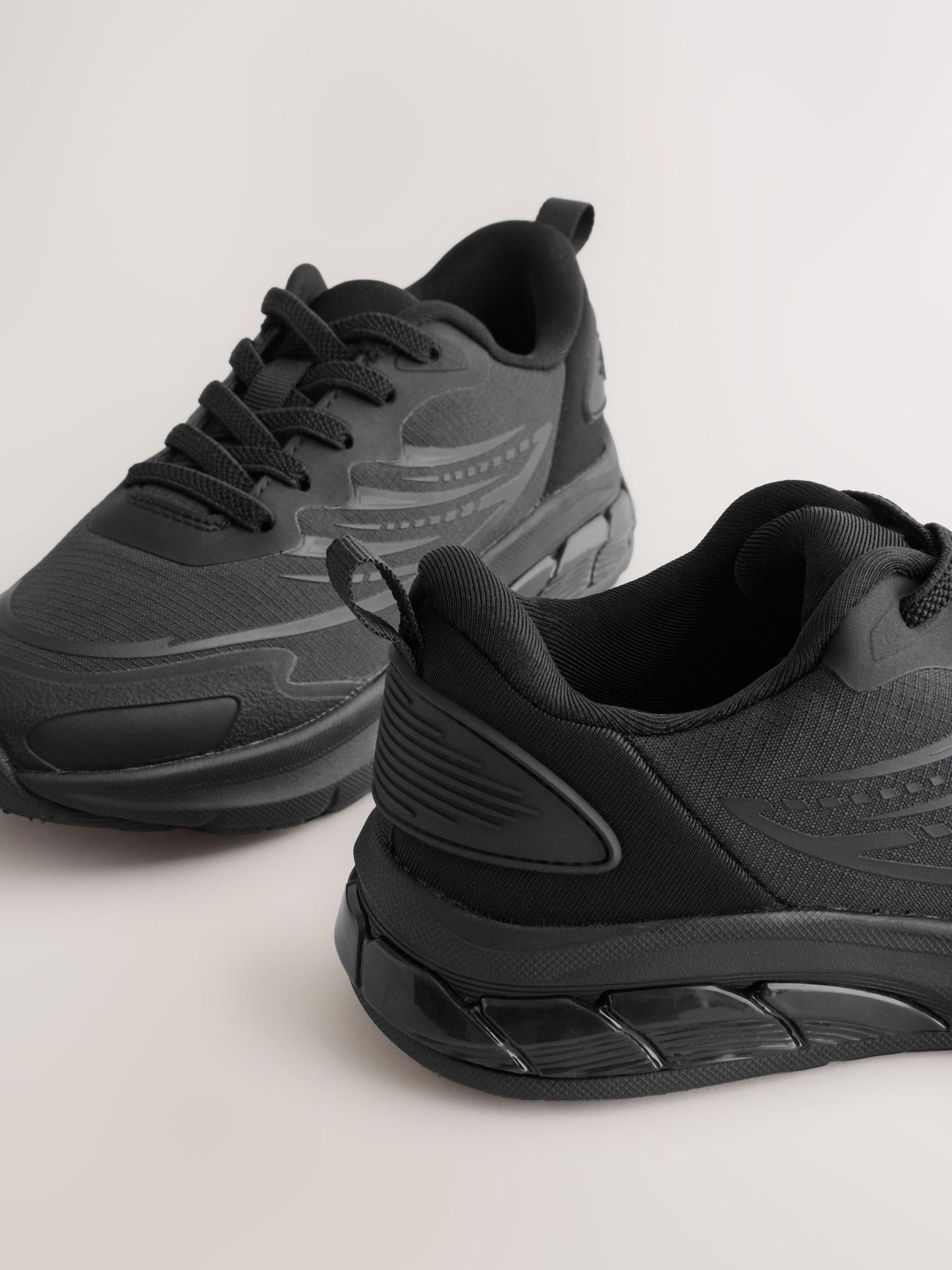Black Standard Fit (F) Elastic Lace Trainers image 4