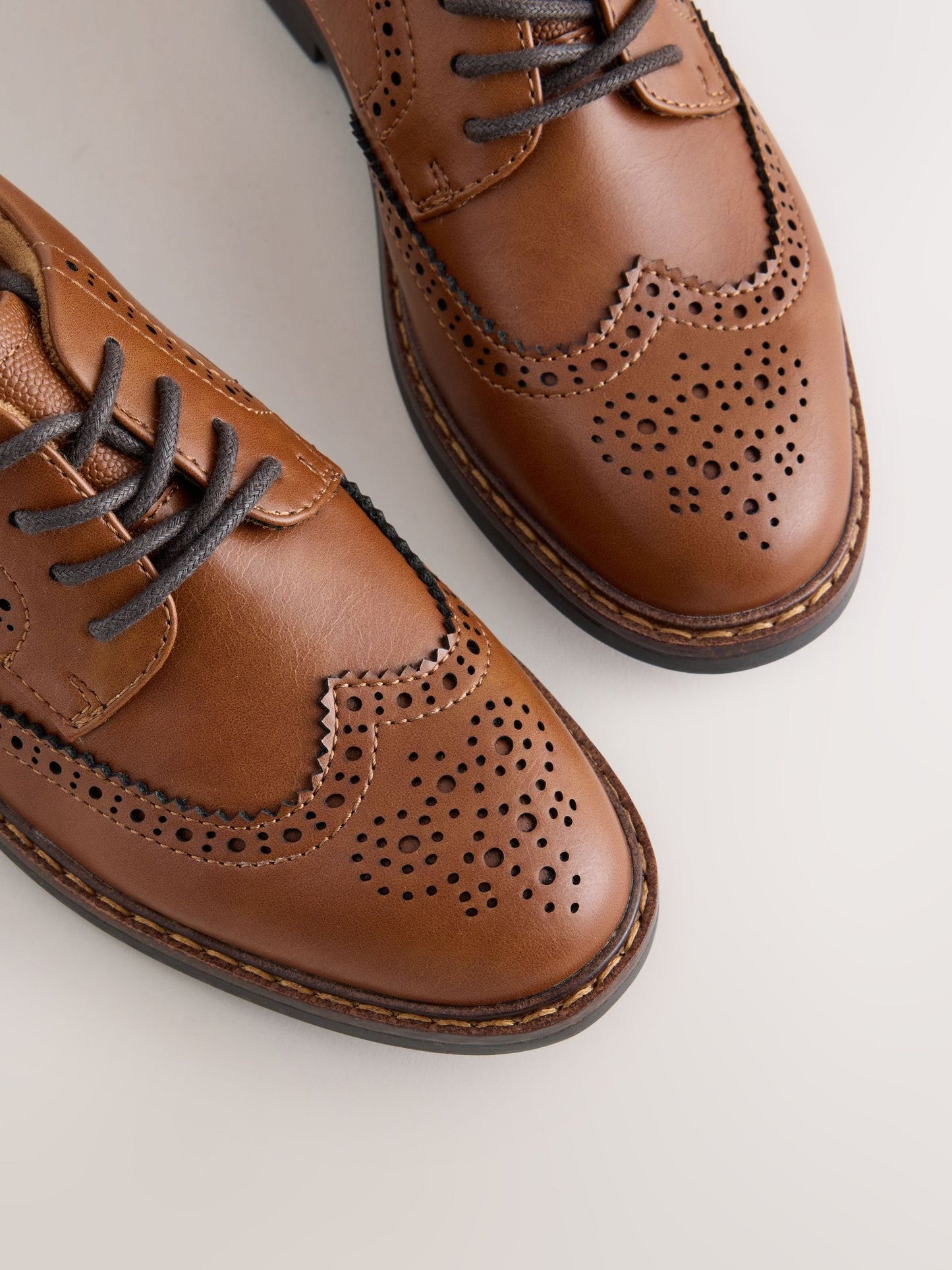Tan Brown Lace-up Brogue Shoes image 4