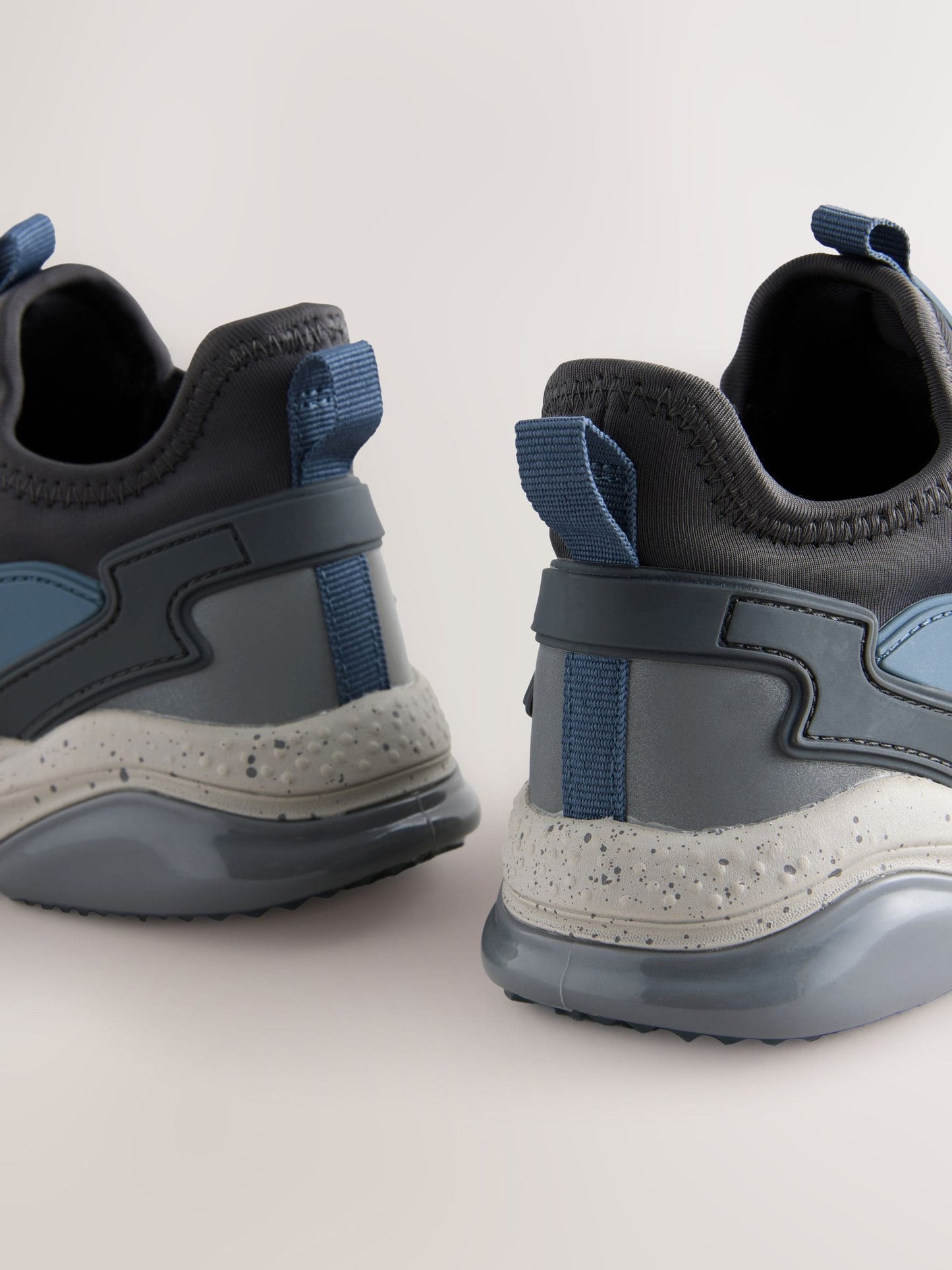 Grey Standard Fit (F) Elastic Lace Trainers image 7