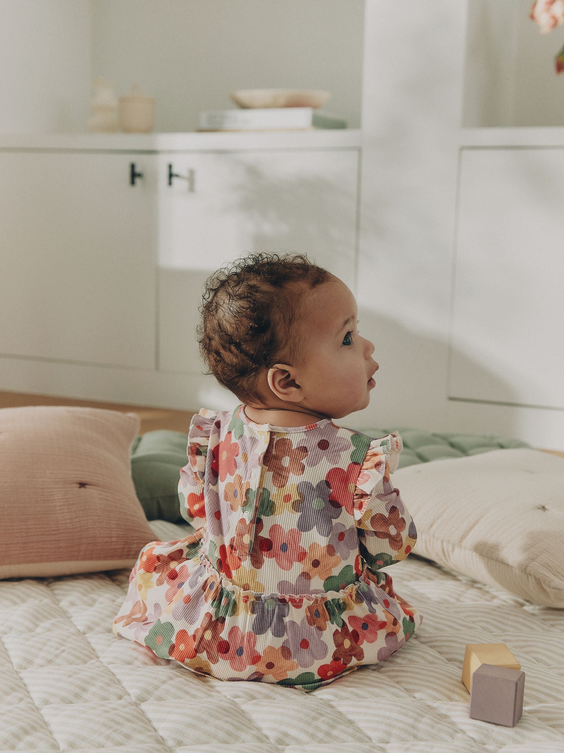 Dsiney Kidz - White Floral Peplum Top and Leggings Baby Set (0mths-2yrs) image 2