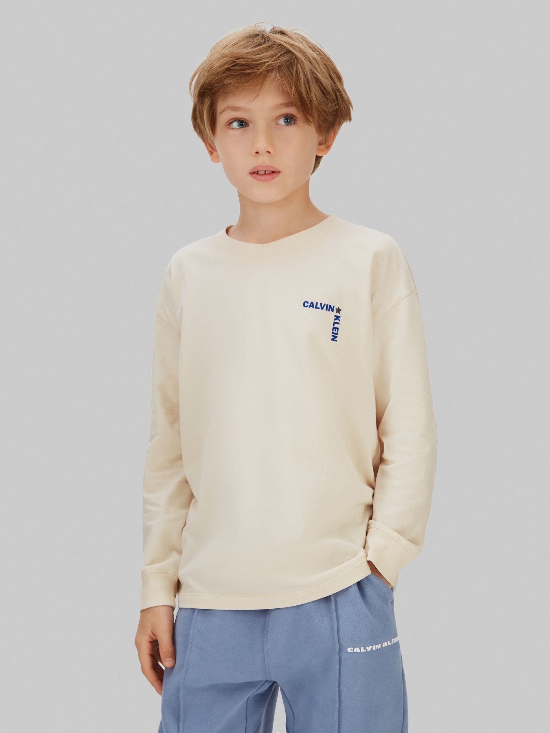 Dsiney Kidz - Calvin Klein Jeans Grey Relaxed Logo T-Shirt image 1