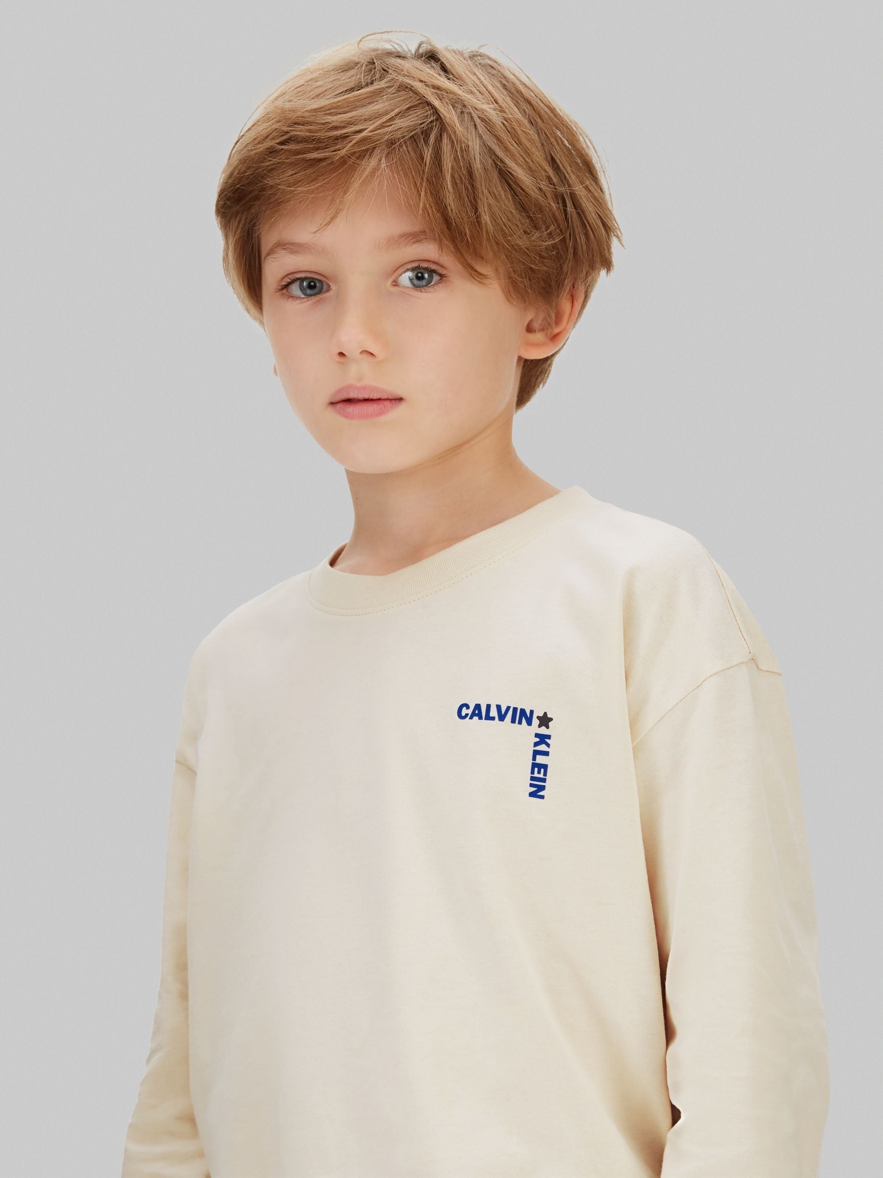 Dsiney Kidz - Calvin Klein Jeans Grey Relaxed Logo T-Shirt image 4