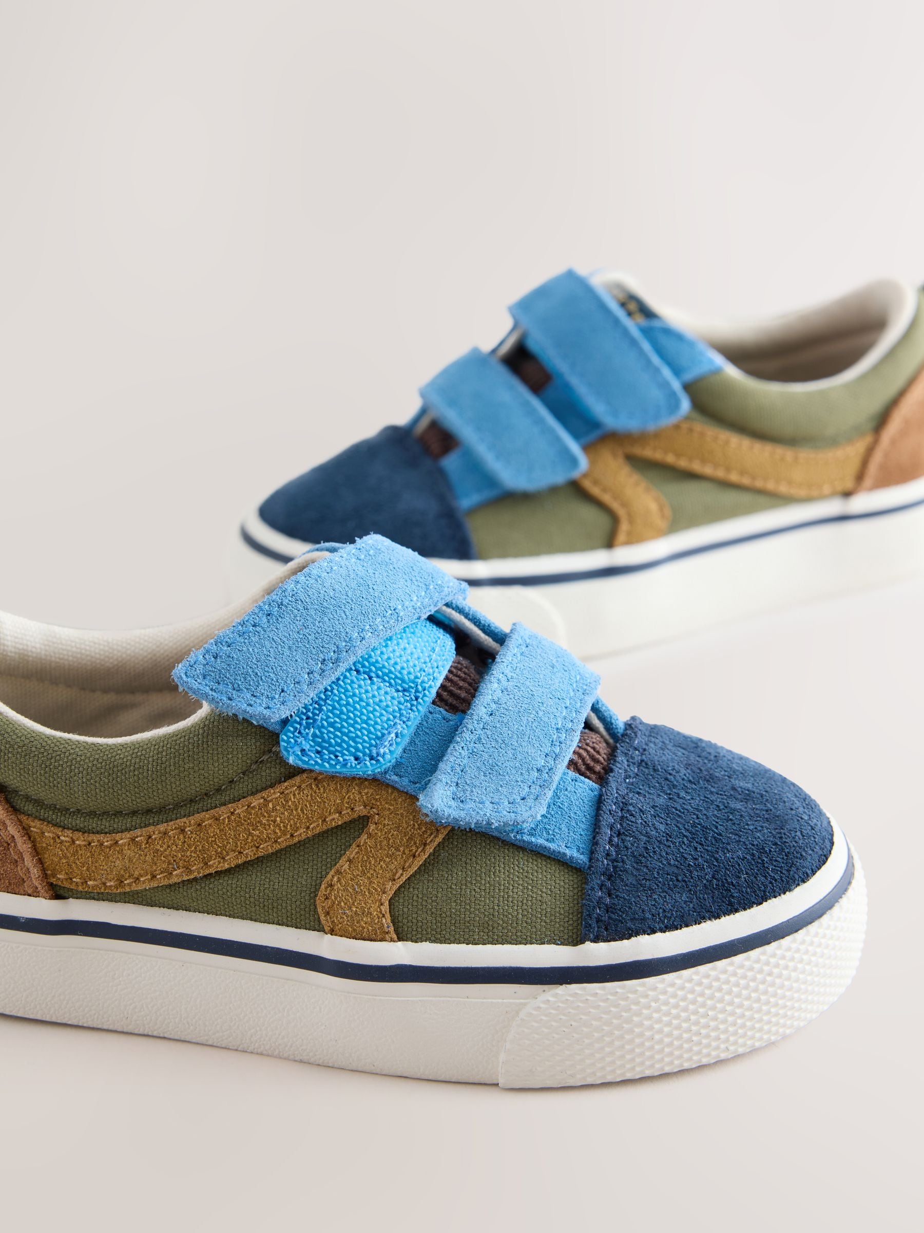 Navy Colourblock Standard Fit (F) Touch Fastening Trainers image 3