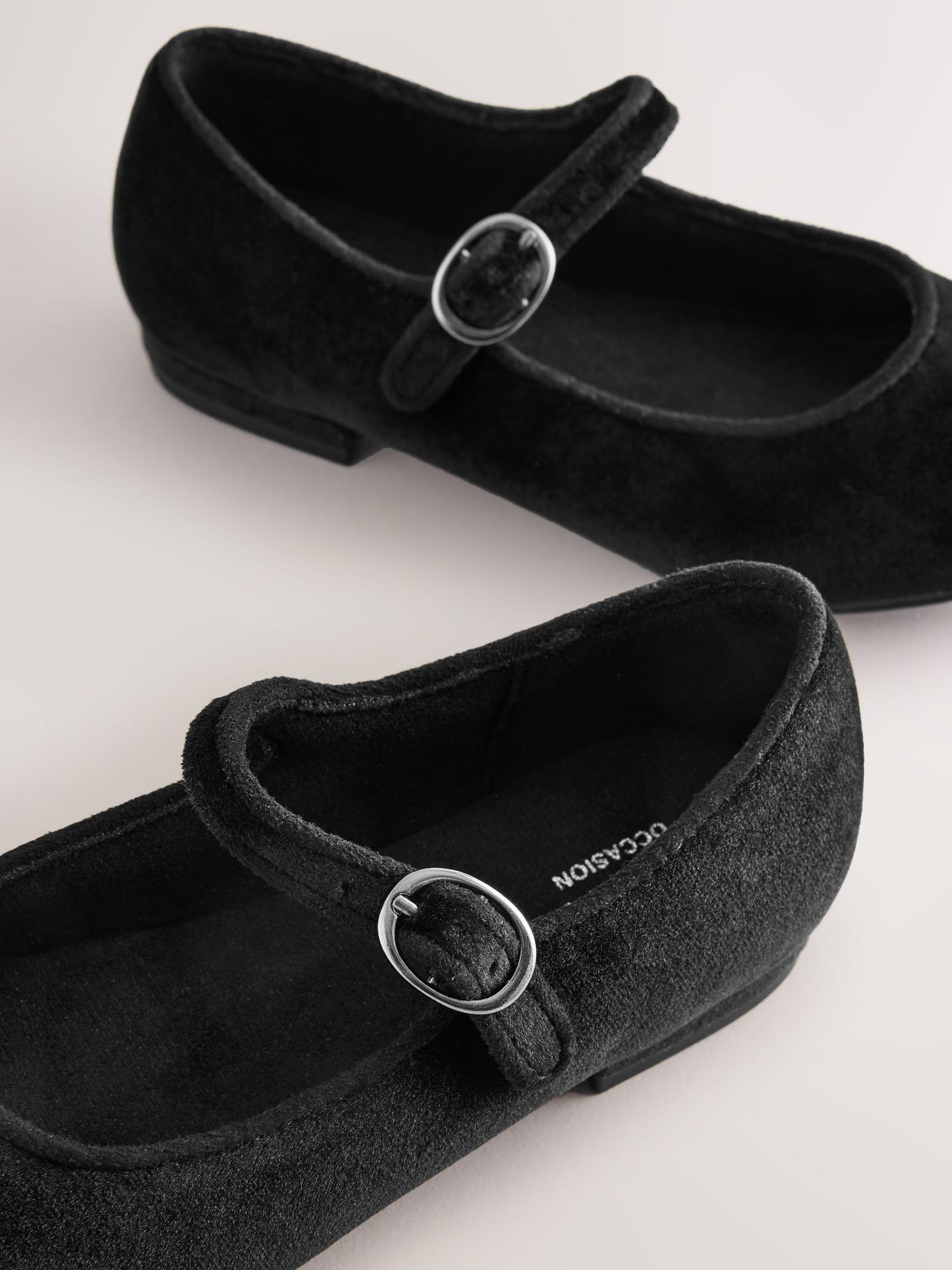 Dsiney Kidz - Black Velour Standard Fit (F) Heeled Mary Jane Shoes image 3