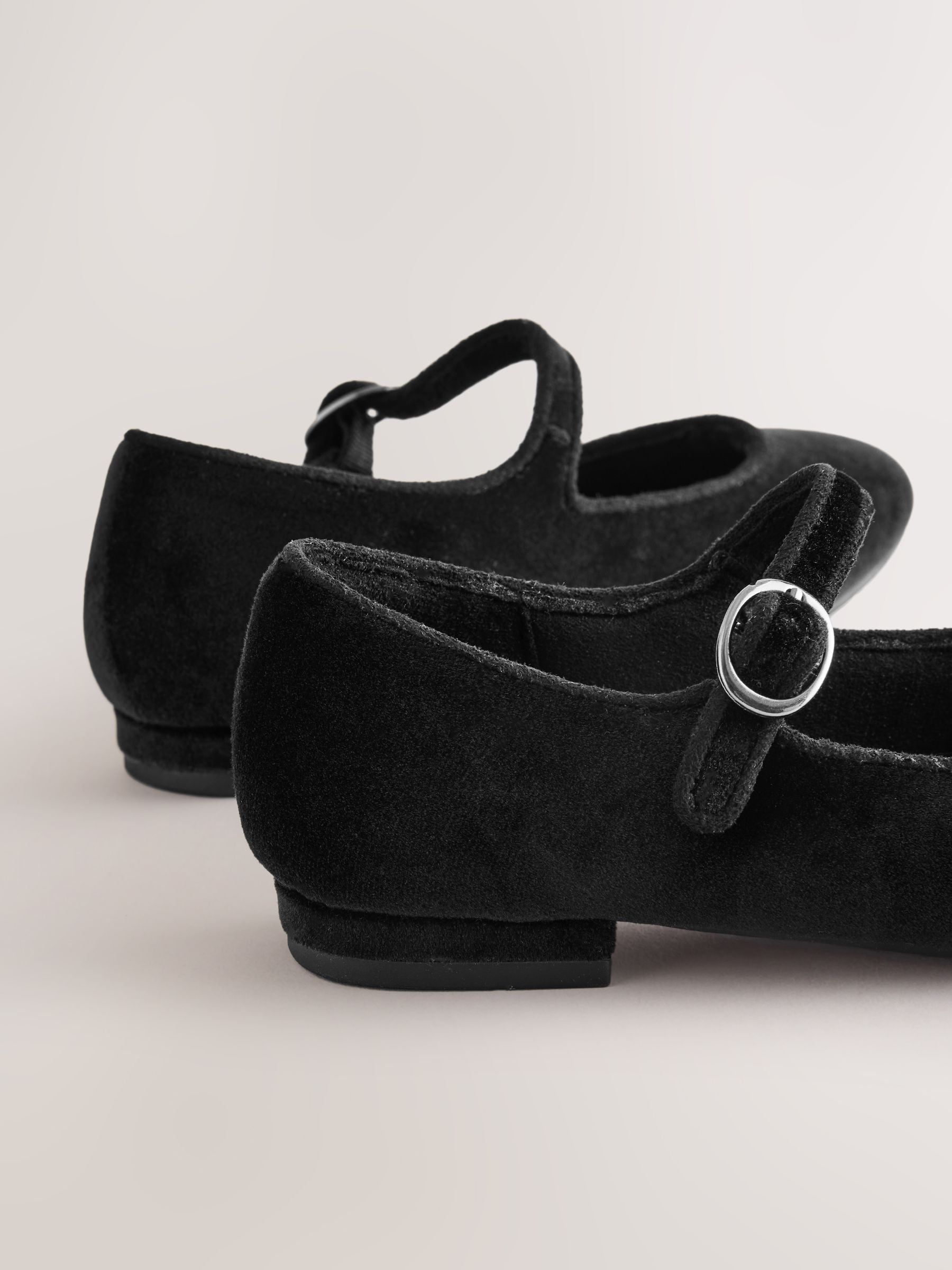 Dsiney Kidz - Black Velour Standard Fit (F) Heeled Mary Jane Shoes image 4