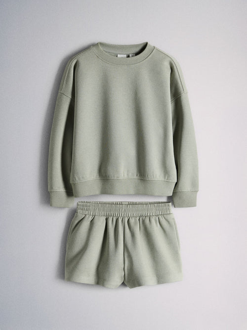 Dsiney Kidz - The Set Long Sleeve Jersey Crew and Shorts Set Green image 1